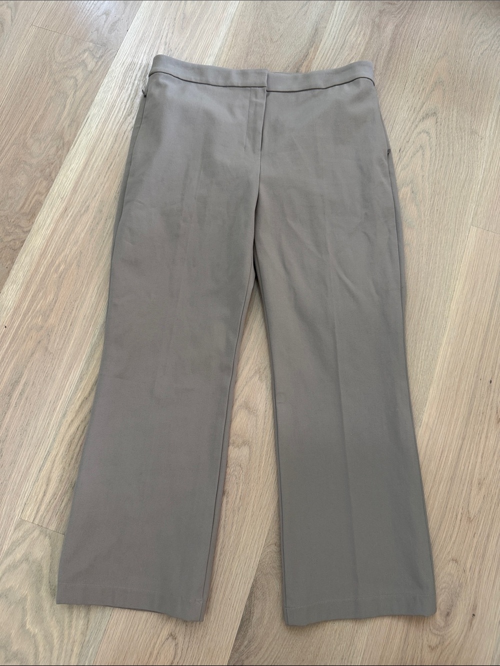 Theory Bi-Stretch Cotton Twill Kick Flare Crop Pant Taupe Mink 10